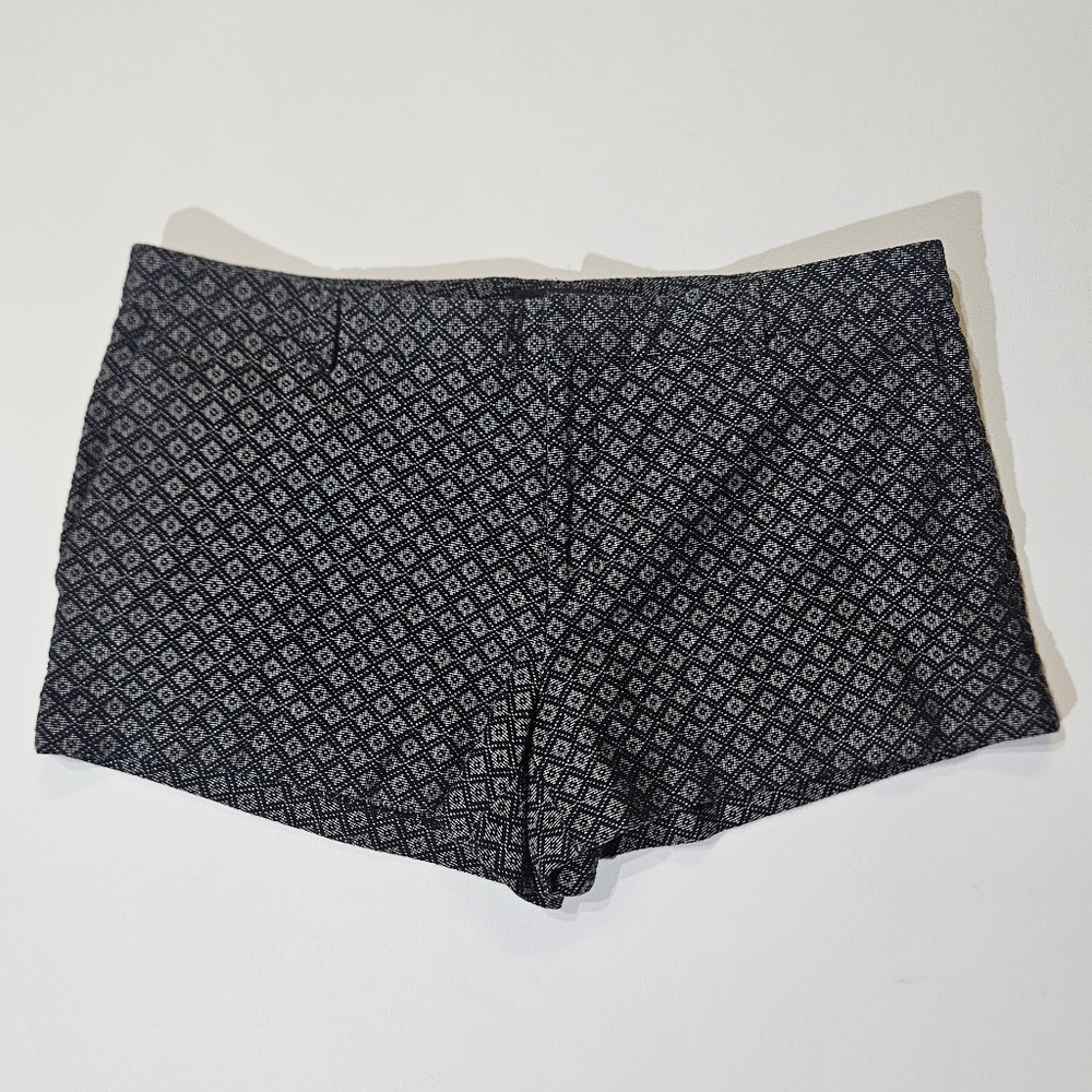 Banana Republic Jacquard Mini Shorts Womens 14 Black Grey‎ Geometric